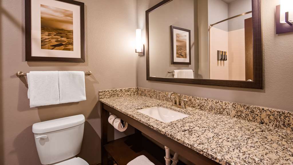 Best Western Plus Overland Inn - photo 16