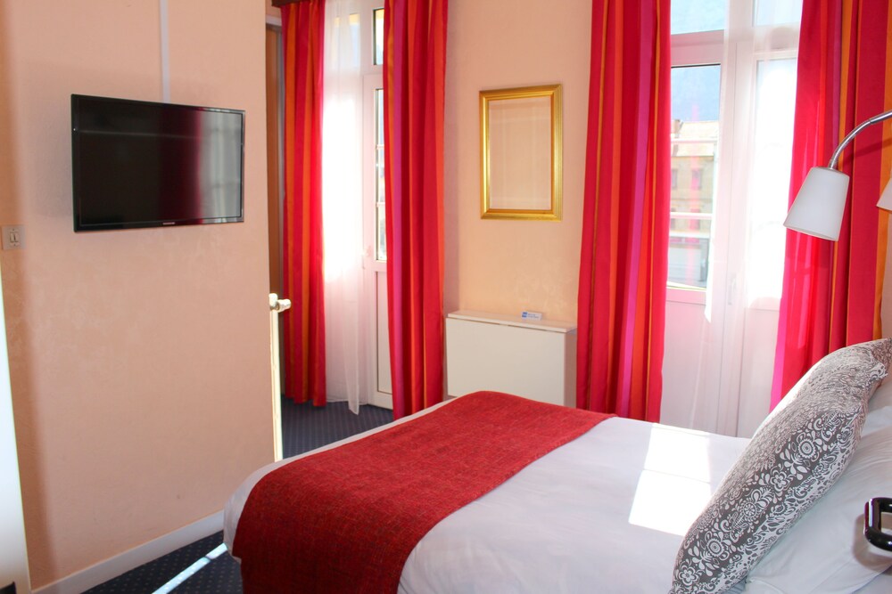 Hôtel Confort 09 ou HC 09 in Tarascon-Sur-Ariege, France