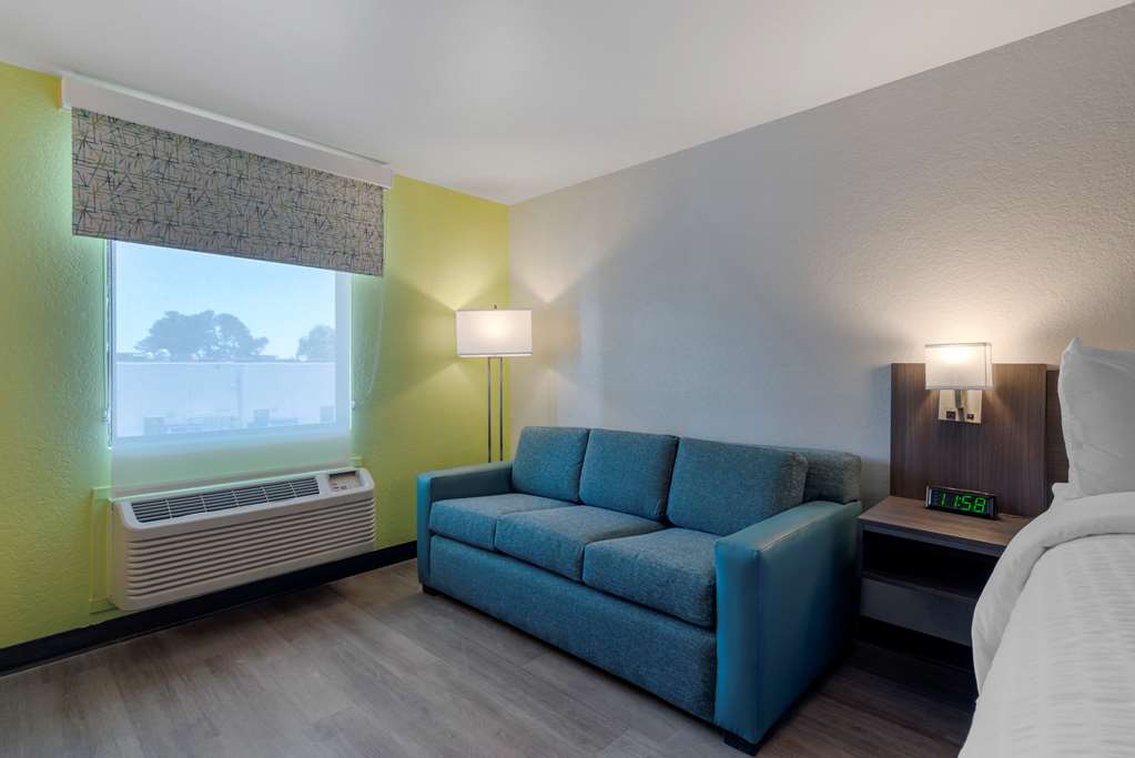 Clarion Pointe McDonough - photo 21