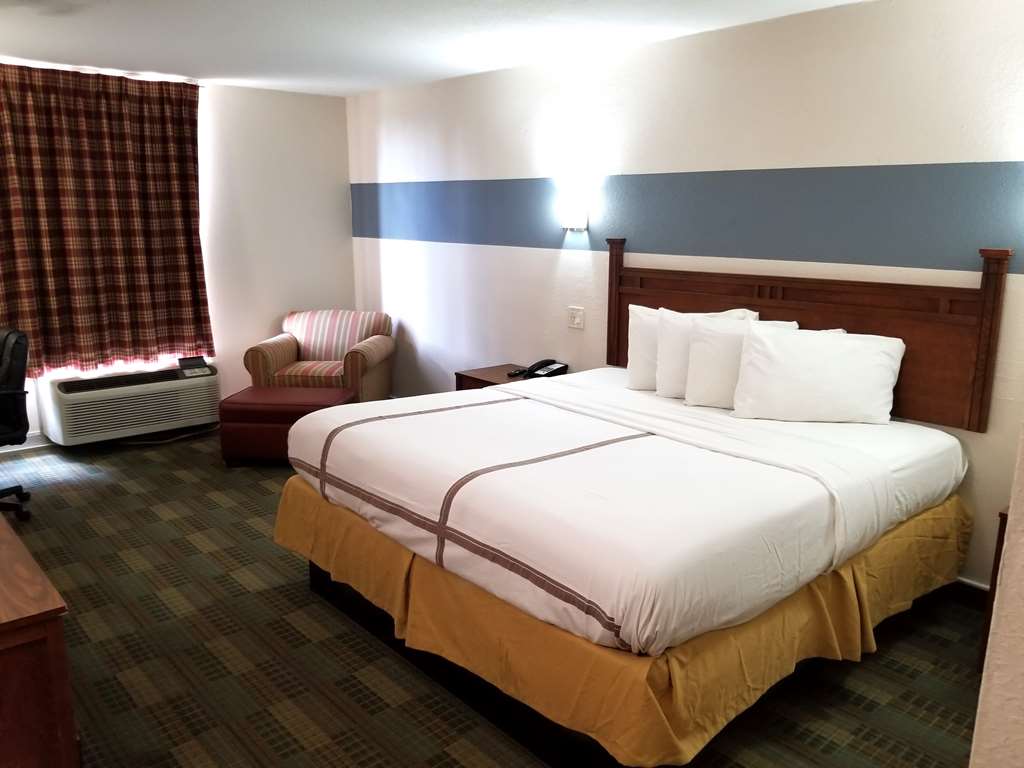 Americas Best Value Inn Marshall - photo 9