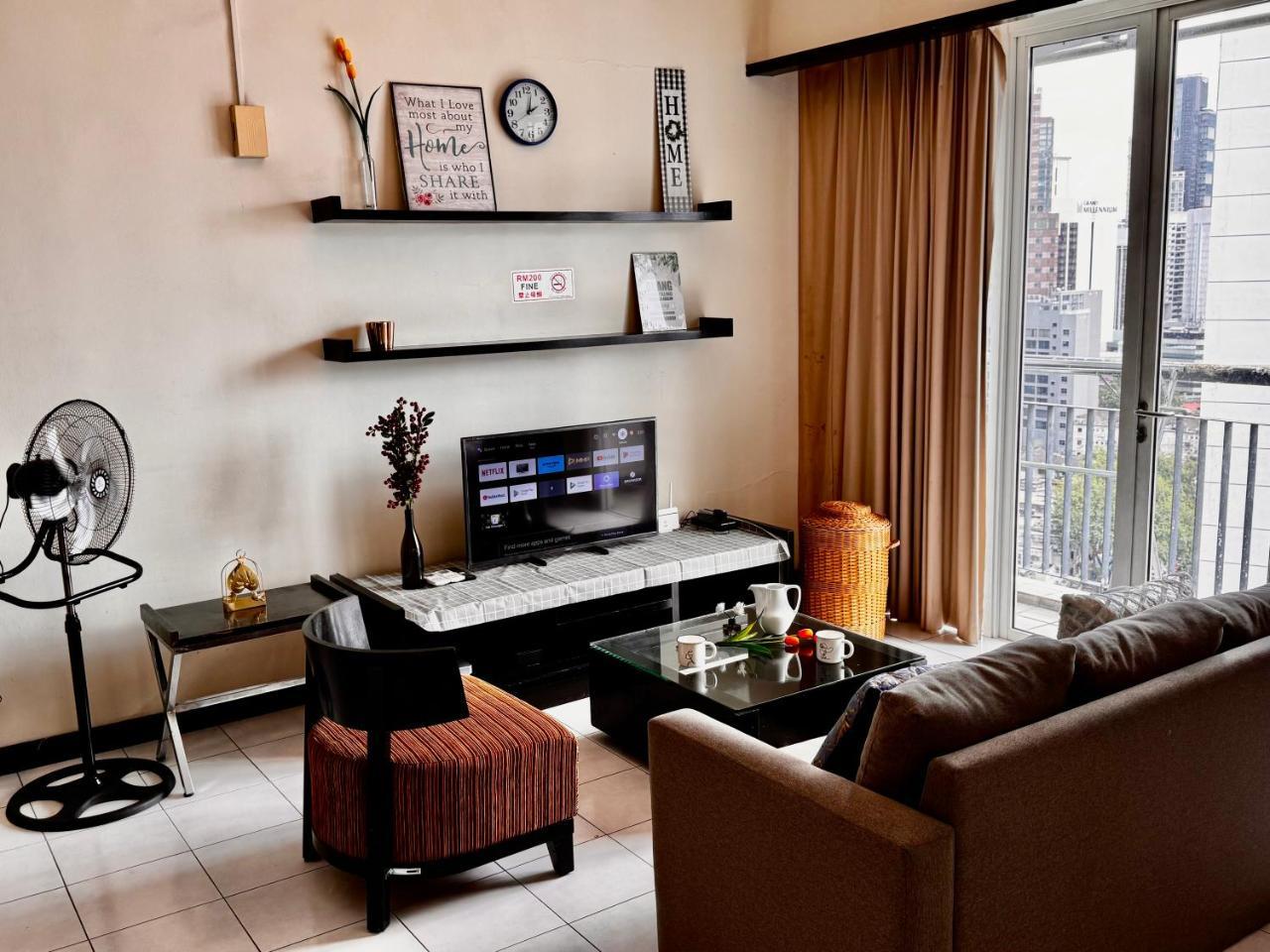 Bukit Ceylon 1206 Alor Street Pavilion 2R2B 8Pax — 4-Star Luxury Hotel in Kuala Lumpur, Malaysia