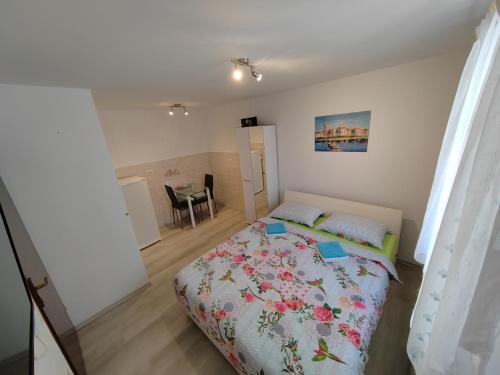 Rooms Neda in Izola, Slovenia