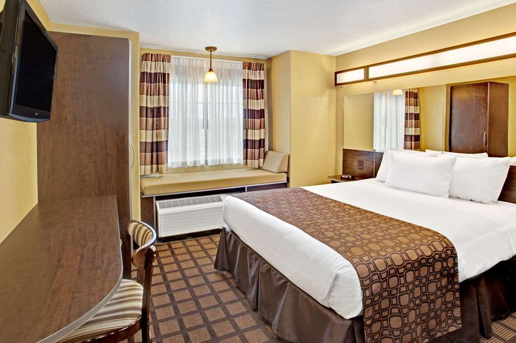 Microtel Inn & Suites by Wyndham Cartersville - photo 6
