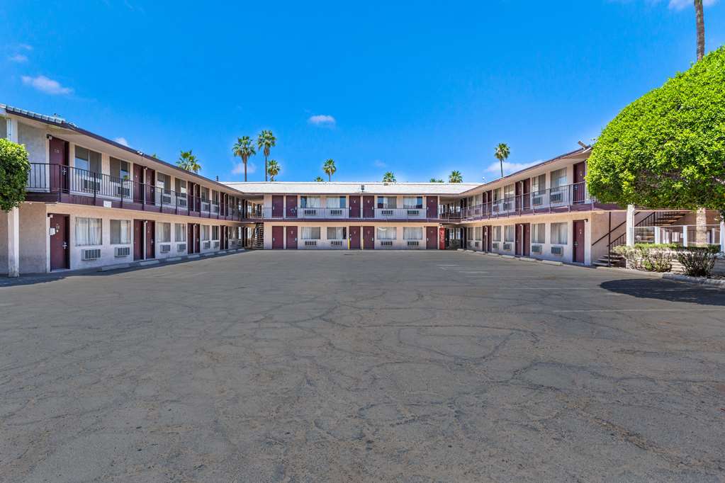 Knights Inn Yuma - photo 14