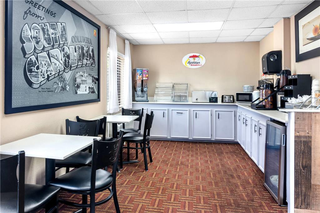 Super 8 by Wyndham Columbia - photo 16