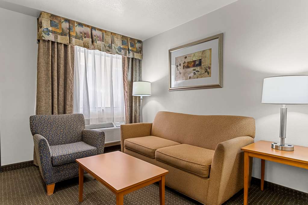 Best Western Socorro Hotel & Suites - photo 13