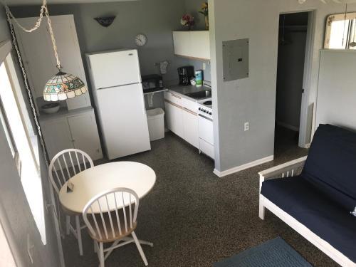South Beach Inn - photo 18