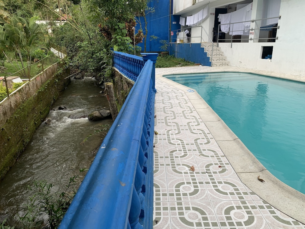 Dadaki Hotel in La Vega, Colombia