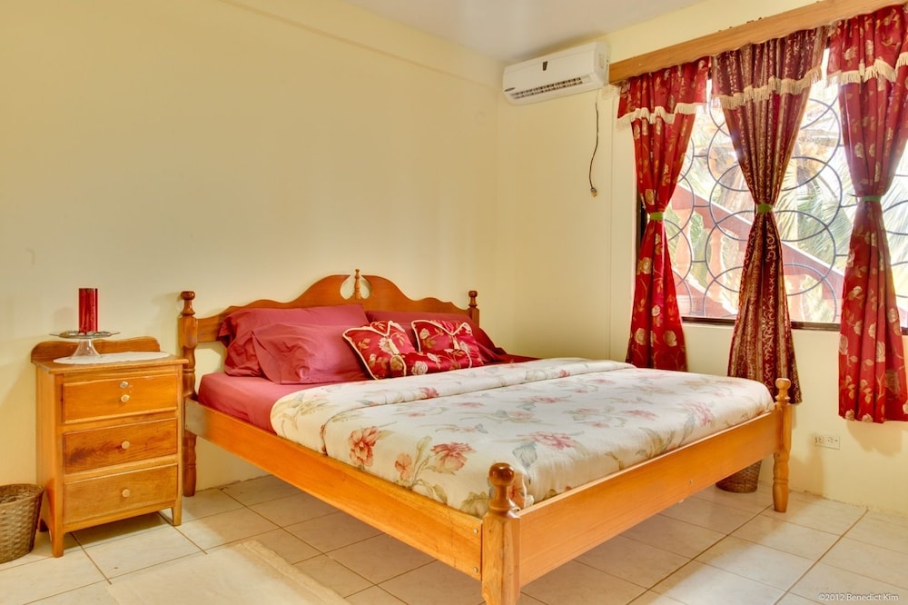 Davis Falls Inn — Dangriga — photo 4