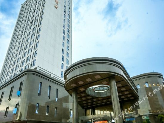 Lvbao Yinhe Hotel in Wenlan, People's Republic of China