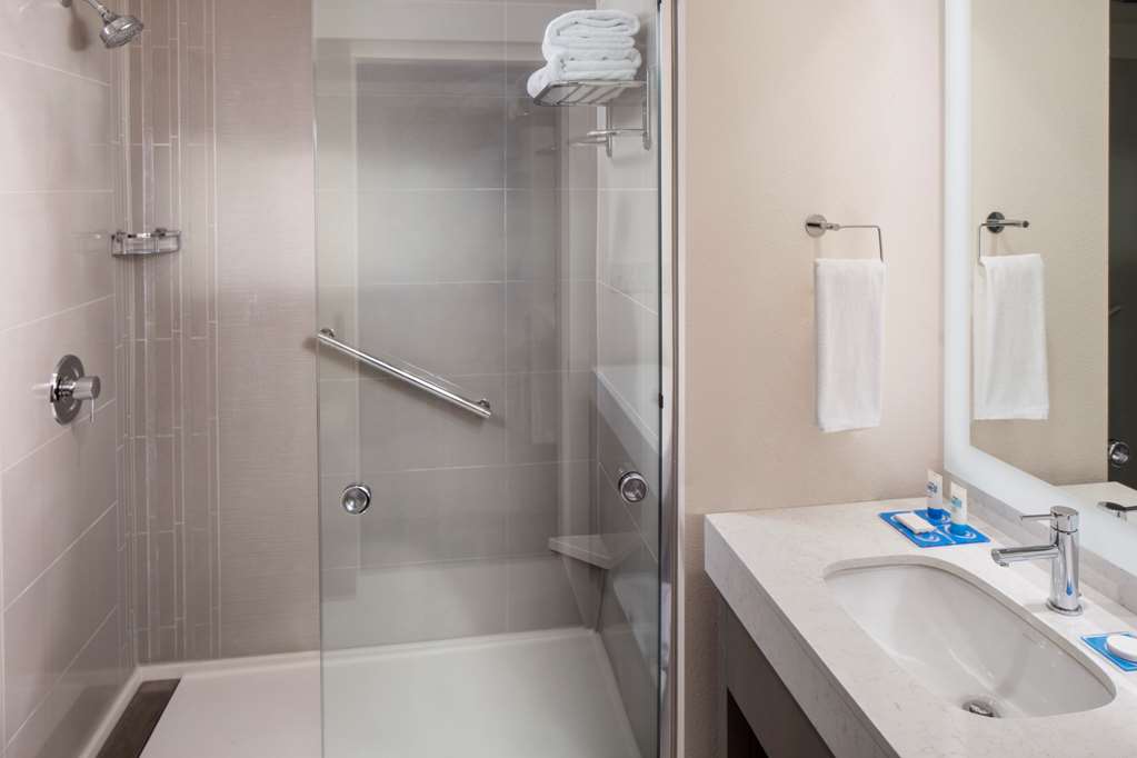 Hyatt House Tallahassee Capitol University - photo 19