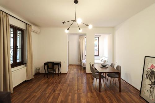Cozy Vera Apt By Wehost