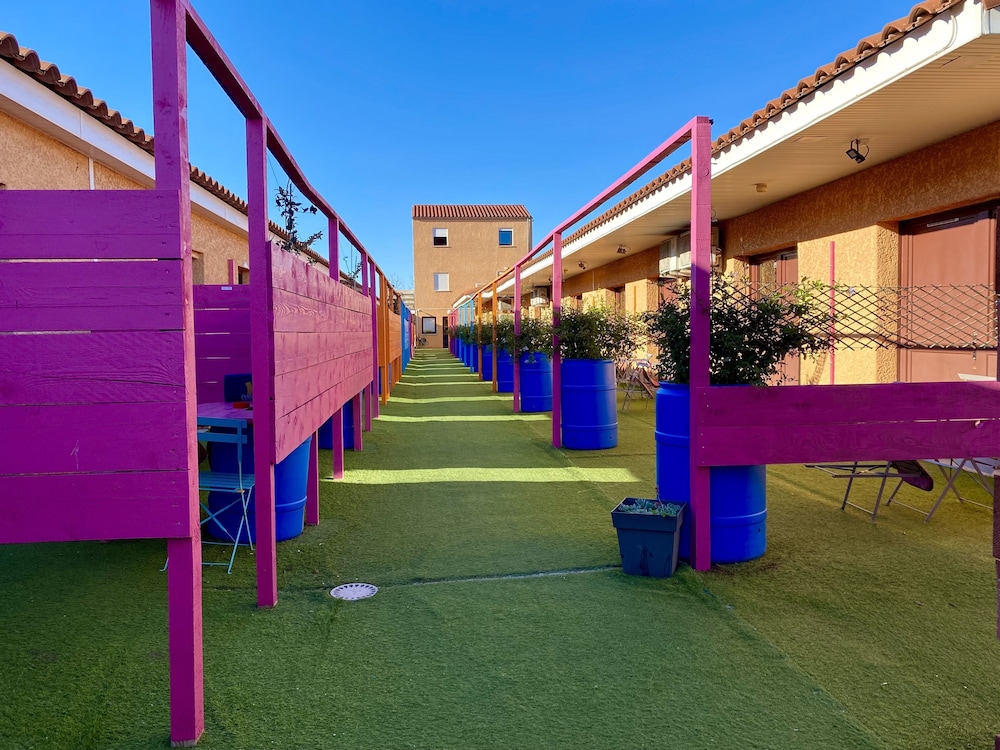 Hôtel Acajou in Argelers, France