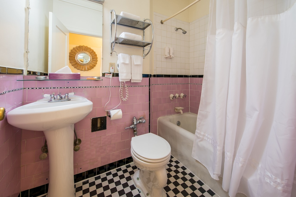 Embassy Hotel - photo 51