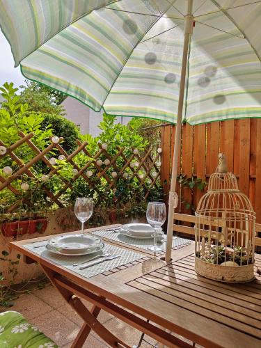 Green City Apartment Budapest Free Garage Ac Balcony Wi Fi — 4-Star Luxury Hotel in Budapest, Hungary