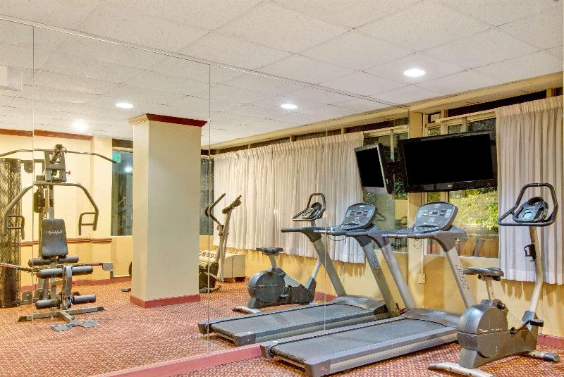 Days Inn by Wyndham Towson - photo 19