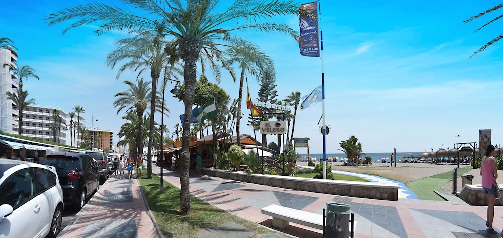 Estudio vista interior 2 B playa76 in Torremolinos, Spain