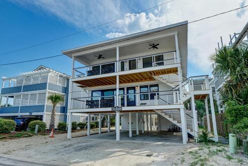 Pier Haven Lower by Sea Scape Properties in Wrightsville Beach, United States