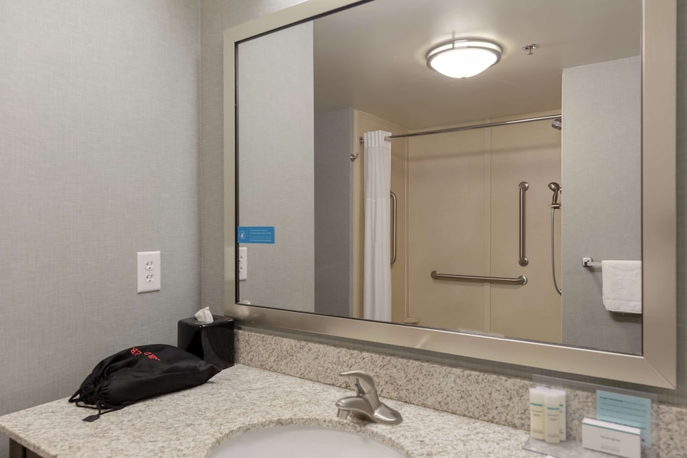 Hampton Inn & Suites Adairsville Calhoun Area - photo 24