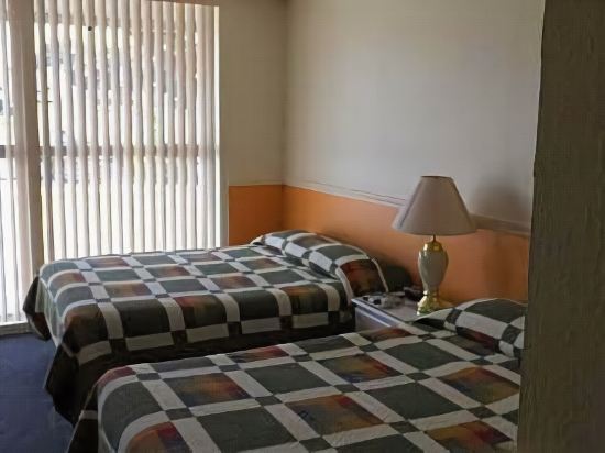 Twin Lakes Inn - photo 23