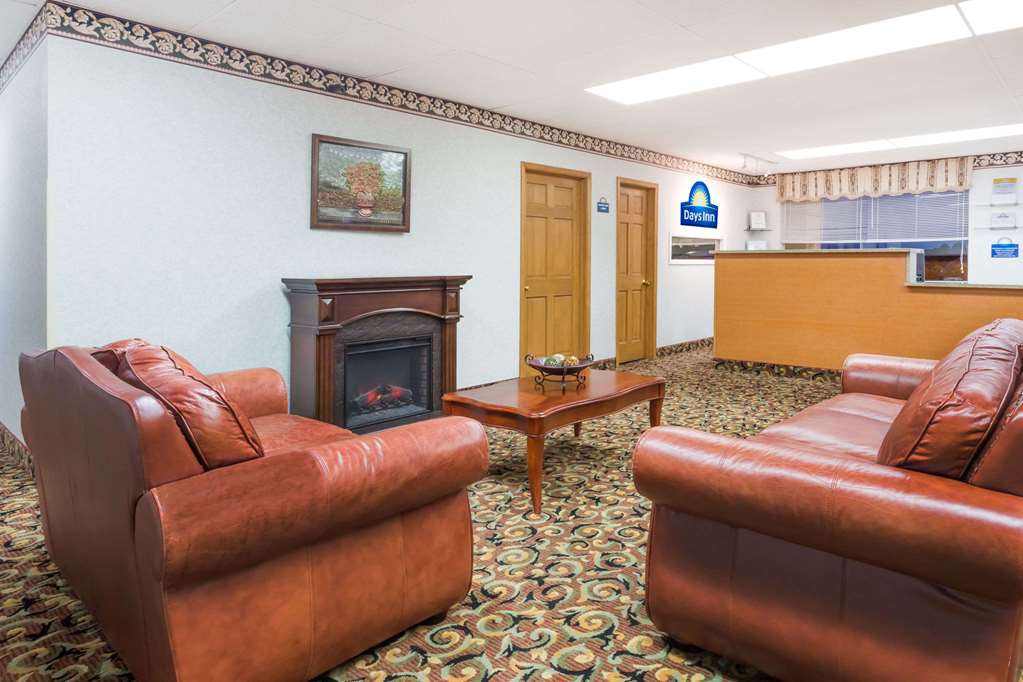 Days Inn by Wyndham Staunton - photo 3