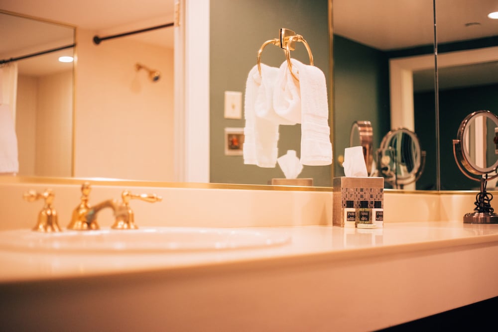 The Remington Suite Hotel and Spa - photo 20