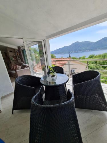 Lux apartmani Darija — 4-Star Luxury Hotel in Podgorica, Montenegro