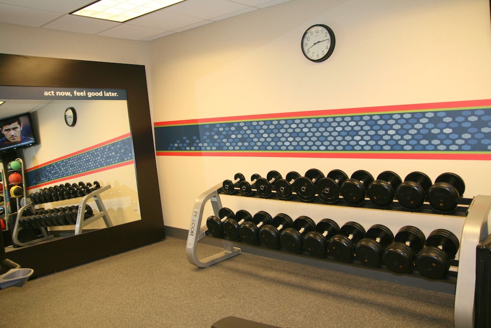 Hampton Inn Anderson Alliance Business Park - photo 44