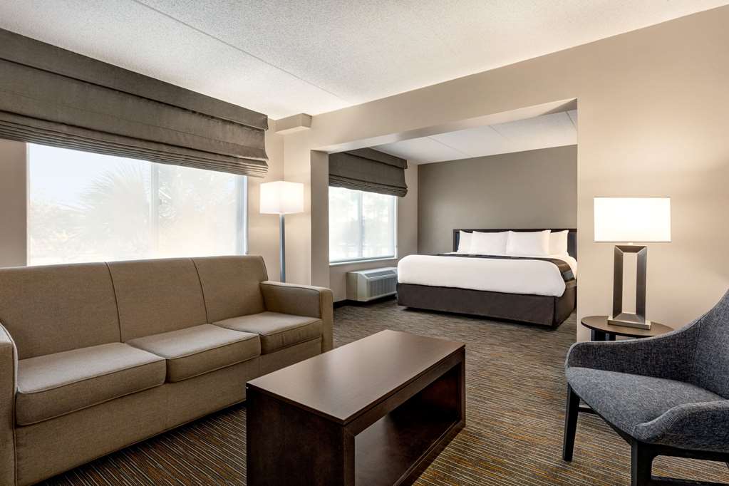 Wingate by Wyndham Wilmington - photo 24