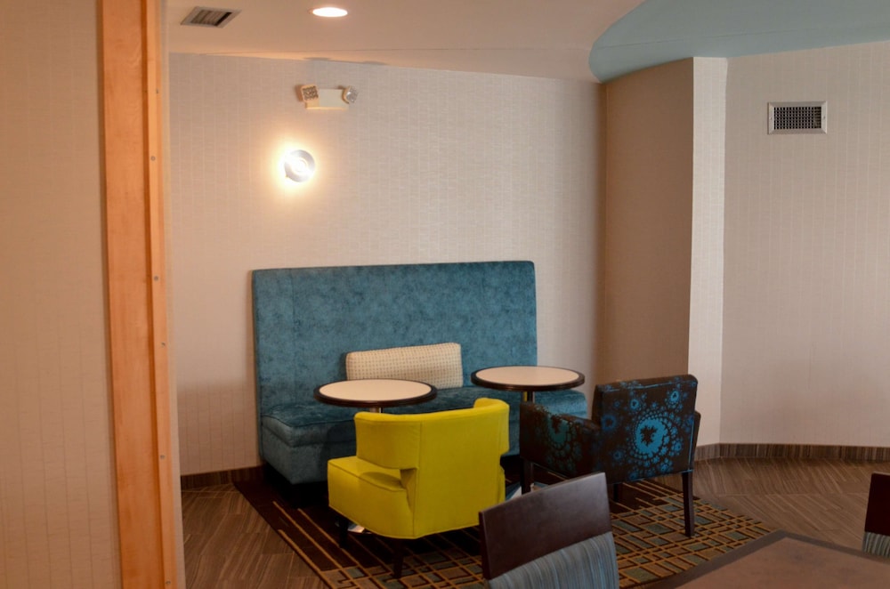 Hampton Inn Perry Ga - photo 7