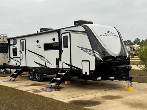 The Lake Escape Rv Meets The Beach — Foley