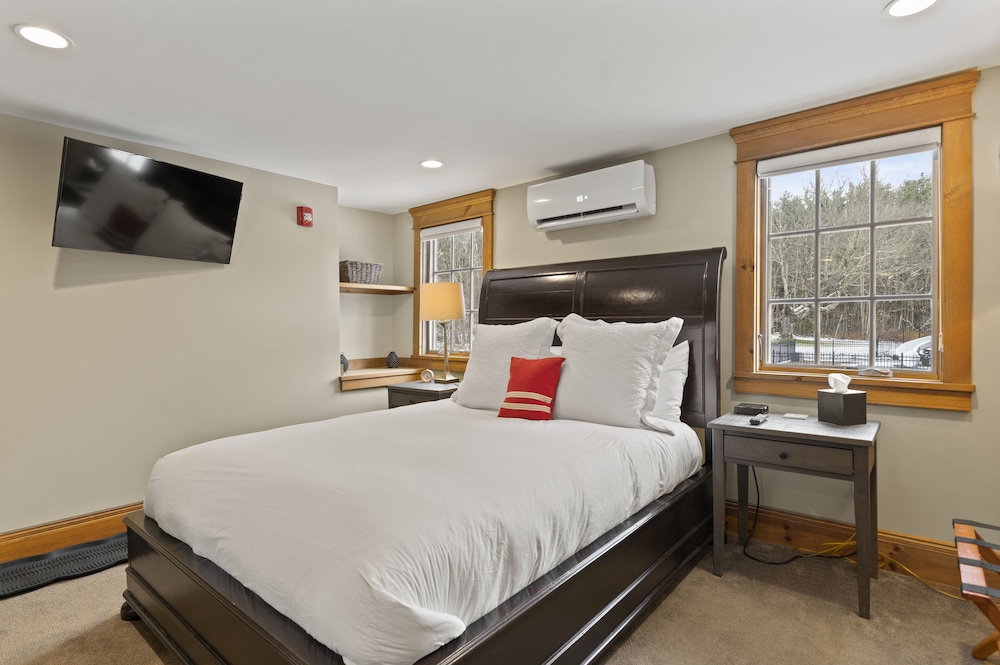 Brook Bound Inn - photo 37