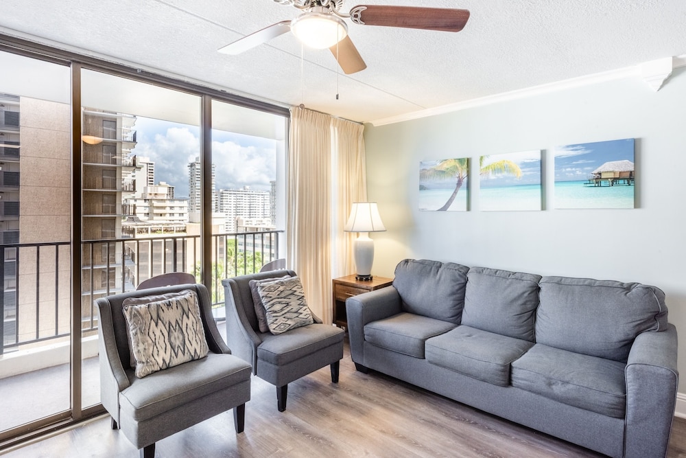 Breezy 12th Floor Waikiki Condo with FREE Parking by Koko Resort Vacation Rentals - photo 9