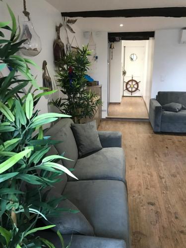 Le Petit Bateau in Menton, France