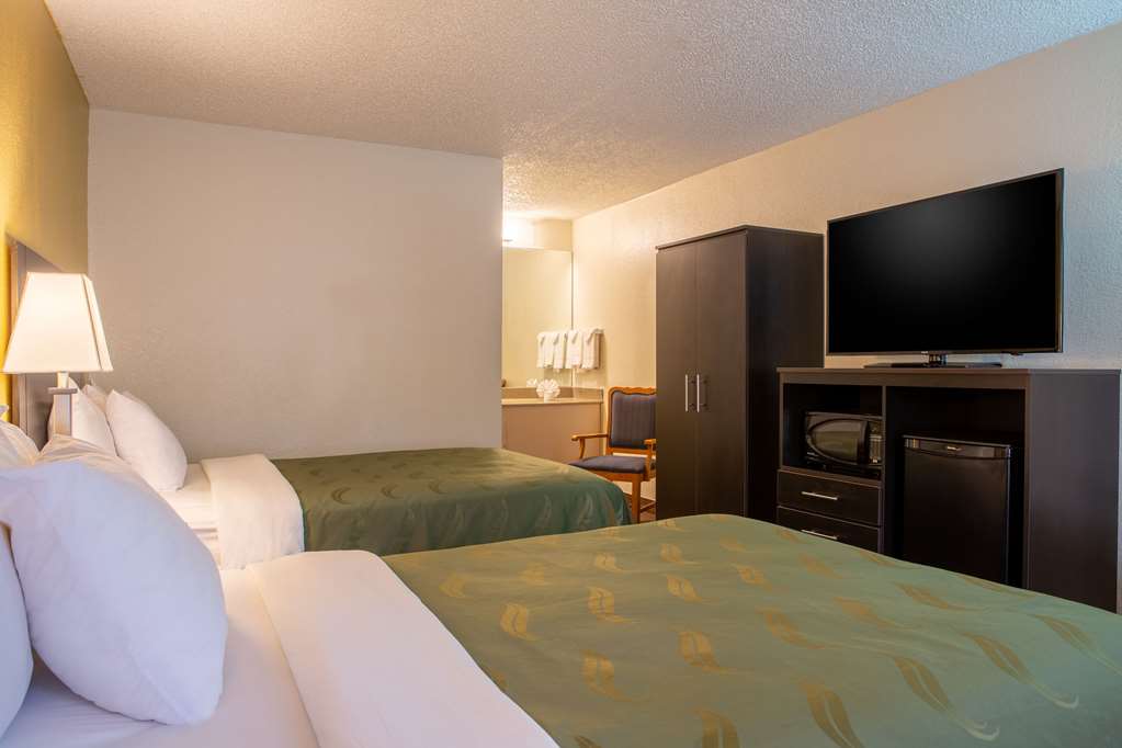 Quality Inn at Arlington Highlands - photo 12
