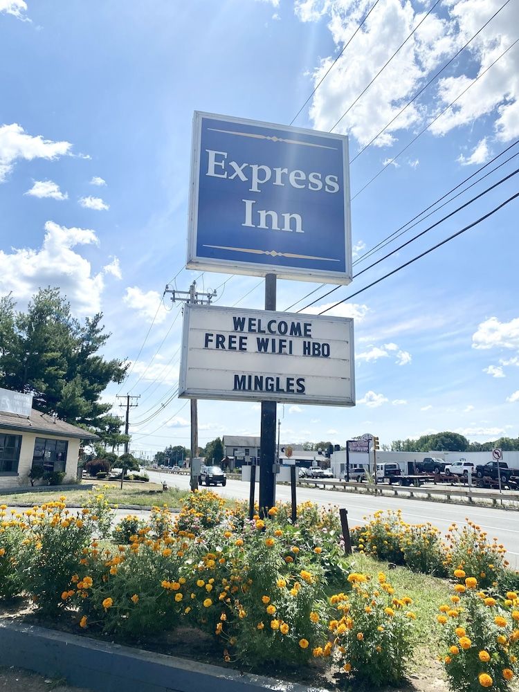 Express Inn - carbon neutral hotel in Springfield