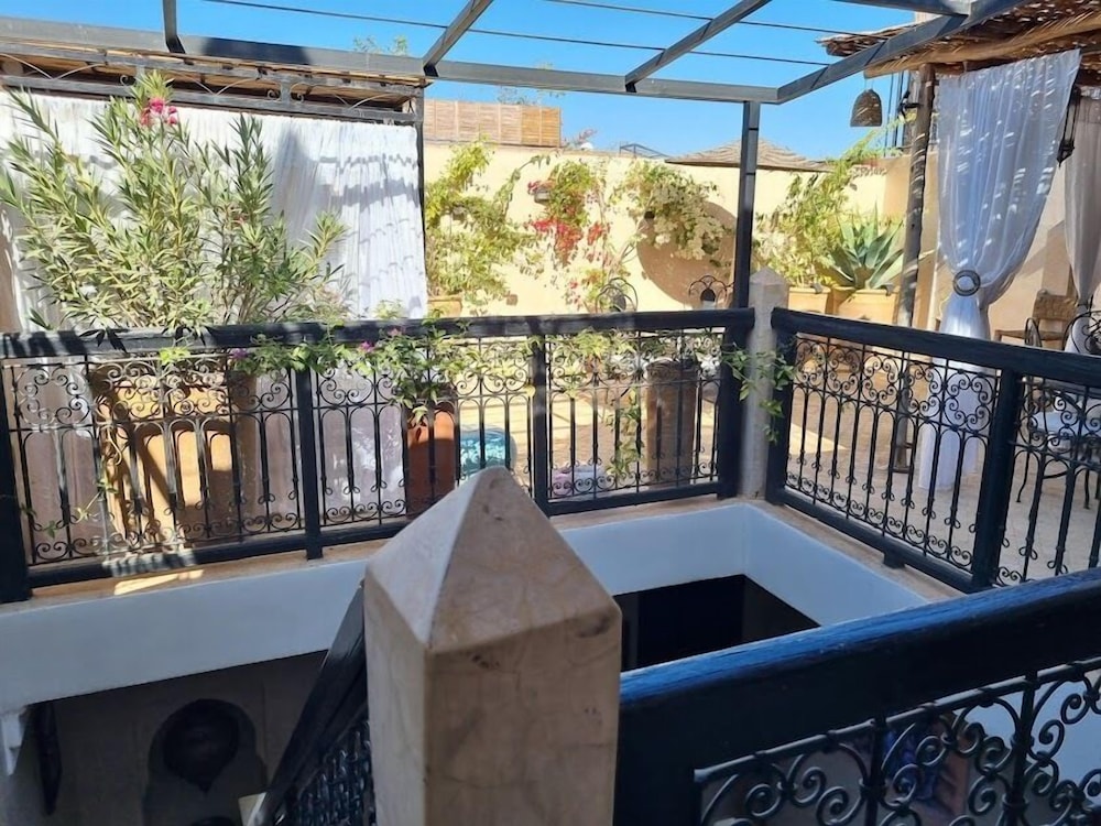 Riad Dar Serenity — 4-Star Luxury Hotel in Marrakesh, Morocco