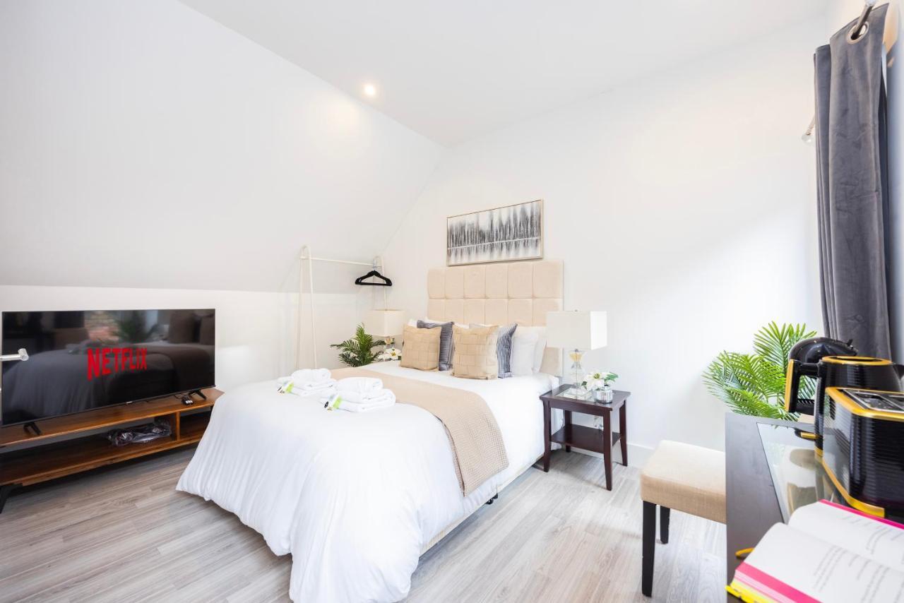 Private Room with Private Bathroom Croydon — hotel in Croydon
