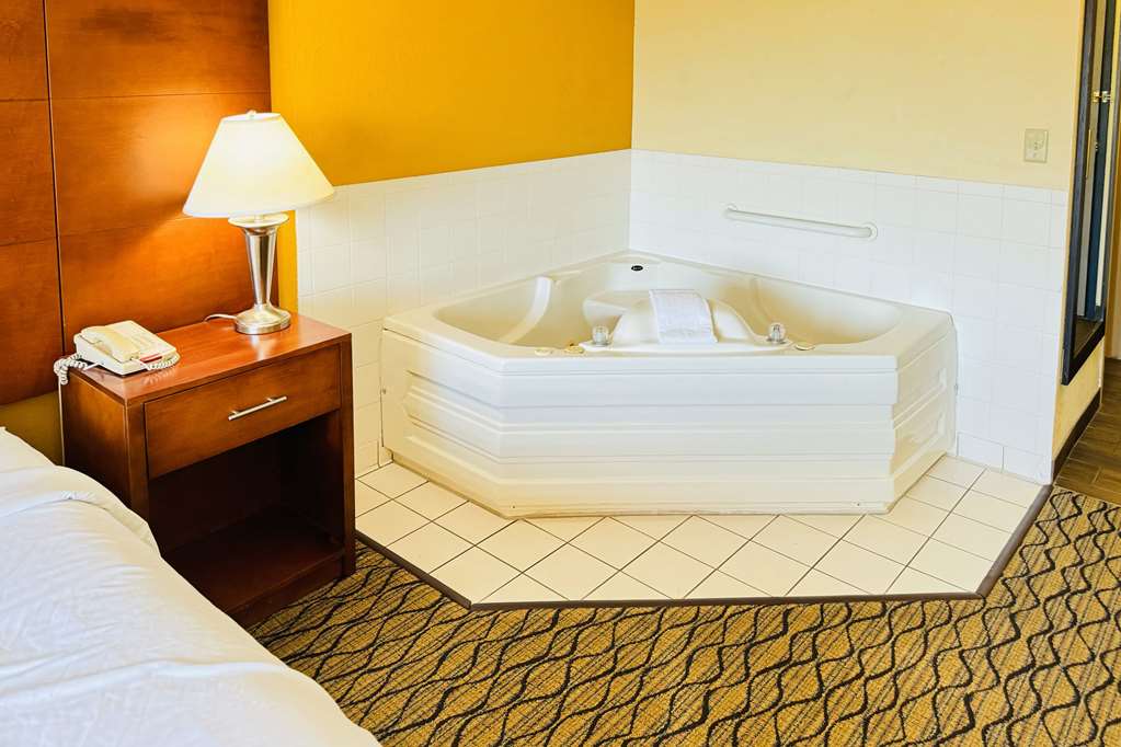 Country Inn & Suites by Radisson Mishawaka IN - photo 14