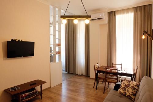 20 Griboedov Apartment Heart of Tbilisi