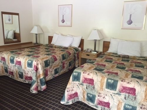 Royal Inn Victor - photo 10