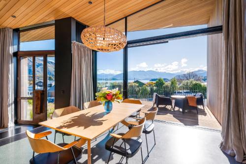 Hideaway on Warren by Sotheby's Luxury Rental Homes — 4-Star Luxury Hotel in Wanaka, New Zealand