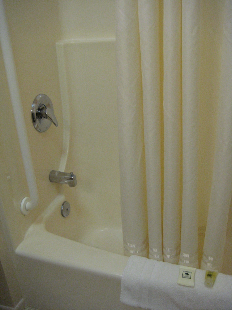 Trade Winds Motel - photo 11