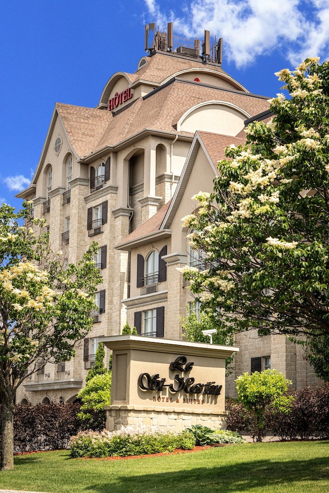 Le St Martin Hotel & Suites Laval in Laval, Canada