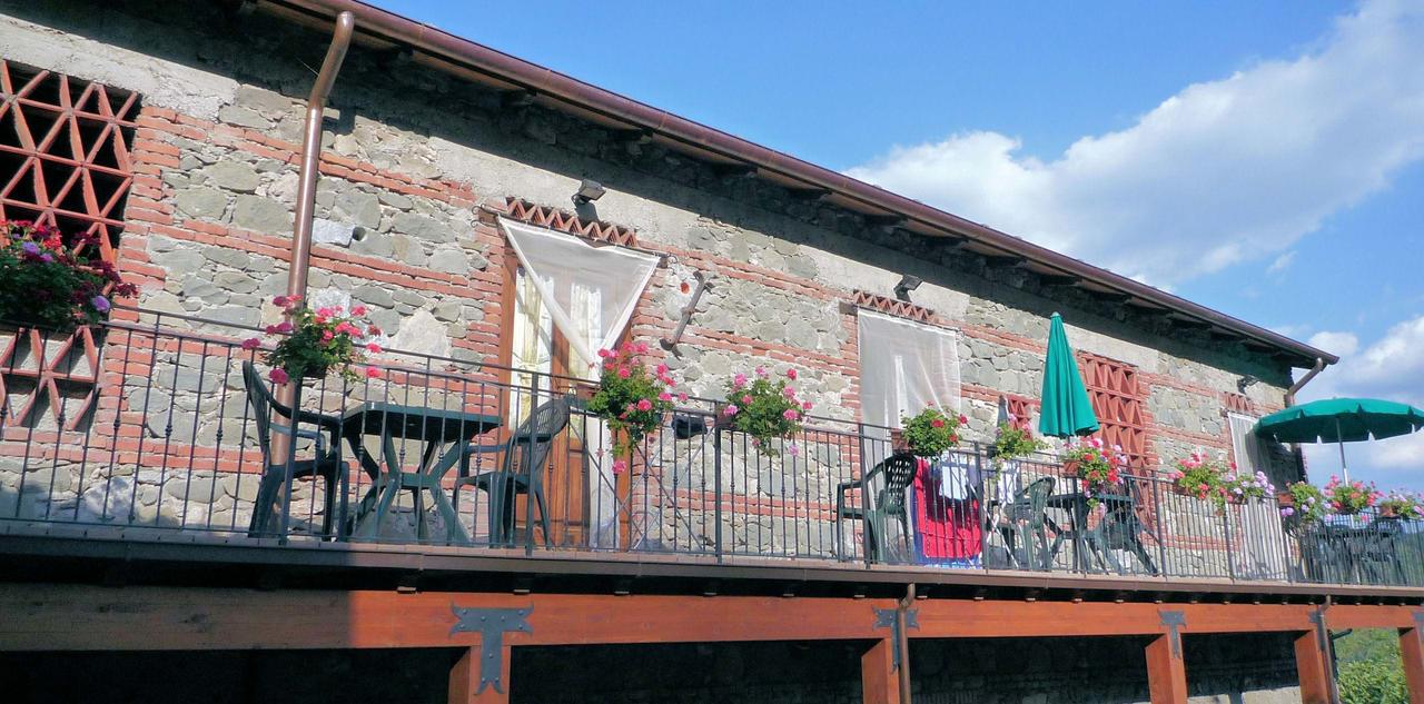 Agriturismo Ristoro del Cavaliere — 4-Star Luxury Hotel in Piazza Al Serchio-San Michele, Italy