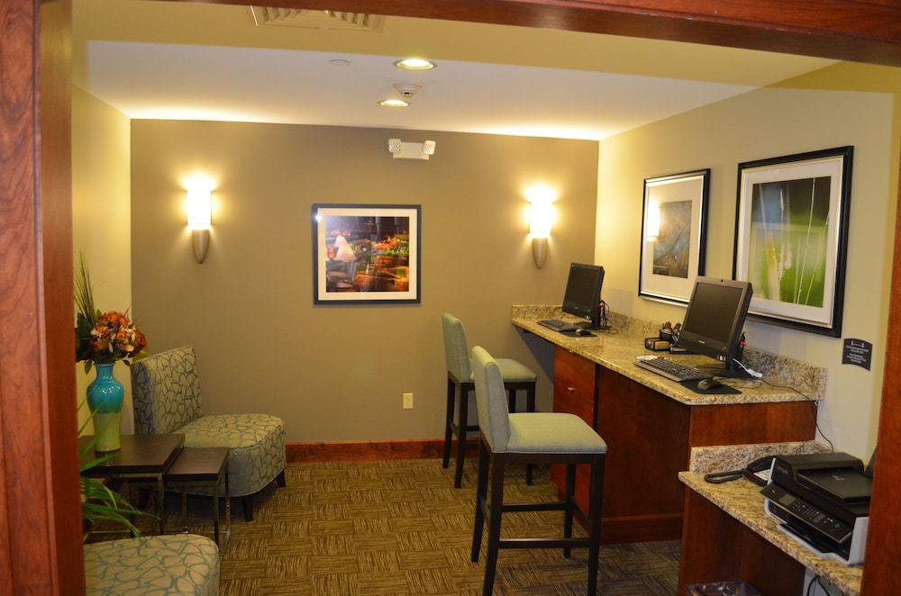 Staybridge Suites Bowling Green by IHG - photo 75