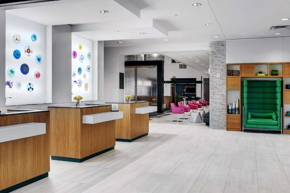 Embassy Suites by Hilton Raleigh Crabtree - photo 17
