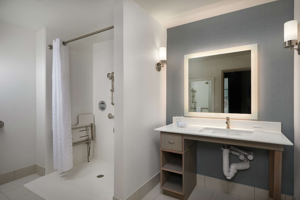 Homewood Suites by Hilton Cincinnati Midtown OH - photo 20