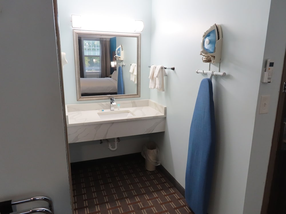 St. Charles Hotel - photo 25
