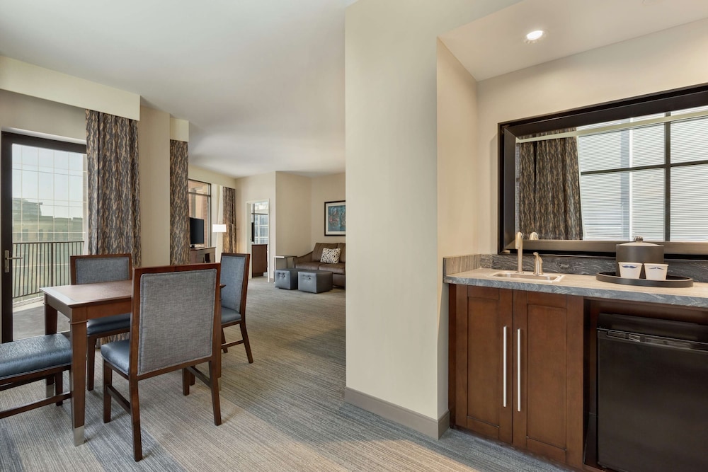 Hampton Inn & Suites Nashville Downtown - photo 38